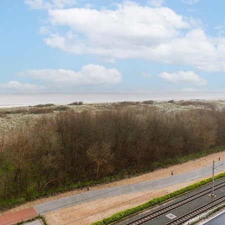 Huswell - Modern Studio With Seaview And Parking Appartement Blankenberge Buitenkant foto